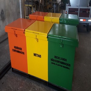 Container de lixo reciclável
